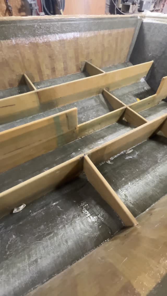 A little behind the scenes of our construction and lamination process. 
Wood Free
Vacuum bagged
25’ RAGE

#ragepowerboats #centerconsole #boatlife #customboats
